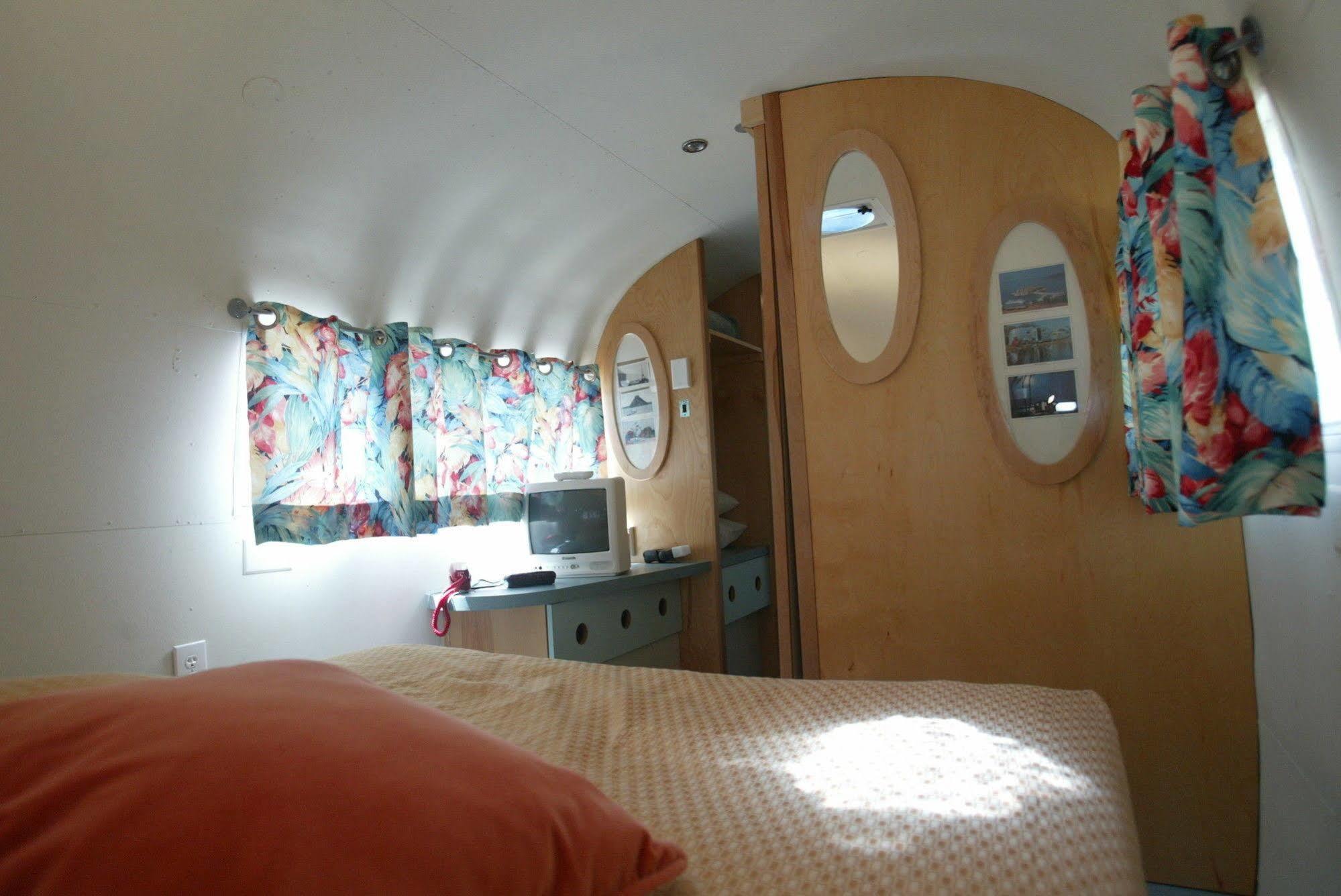 The Starlux Hotel 3*